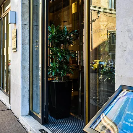 Palazzo Navona Hotel 4*