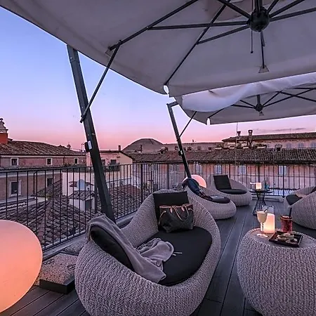 Palazzo Navona 4* Rome