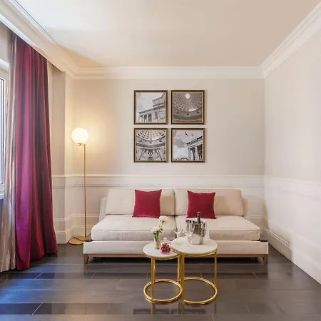 Palazzo Navona Hotel 4*